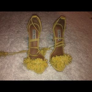 Steve Madden strappy fridge Heel